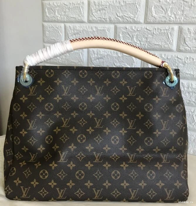 WIS ARTSY LOUIS VUITTON MM BAG 0116